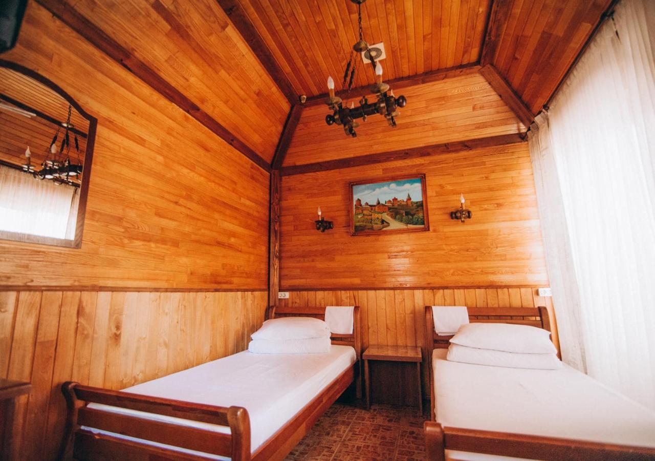 Хостел 24 Khmel'nyts'kyy Quarto foto