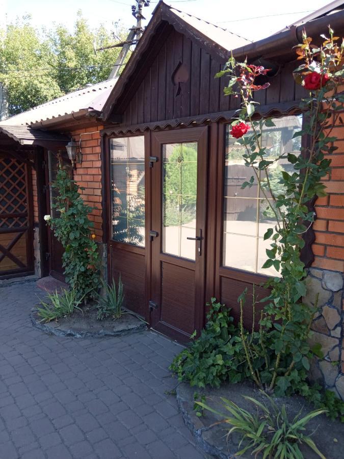 Хостел 24 Khmel'nyts'kyy Exterior foto